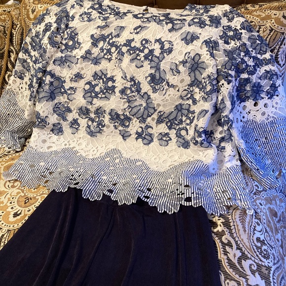 Chico's Navy and White top with navy Chicos Travelers pants - Picture 2 of 9